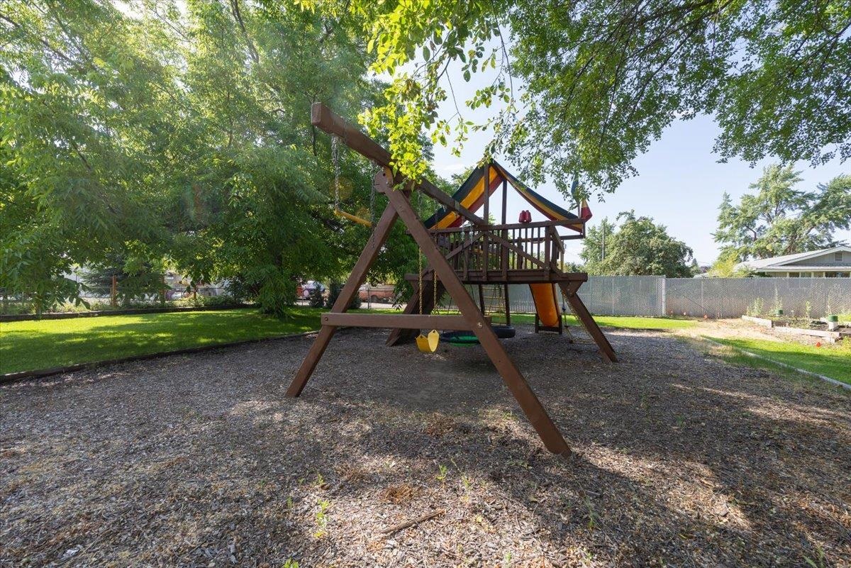 11302 East Broadway Avenue Spokane Valley, WA 99206 - Photo 35 of 46