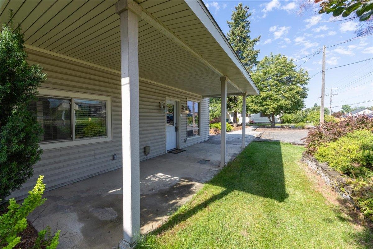 11302 East Broadway Avenue Spokane Valley, WA 99206 - Photo 7 of 46