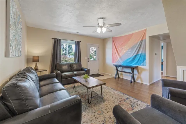 $369,000 | 11302 East Broadway Avenue, Spokane Valley, WA 99206