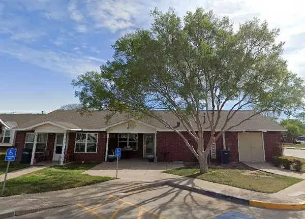 $1,042 | 2250 West 15th Street, Unit 50, Odessa, TX 79763