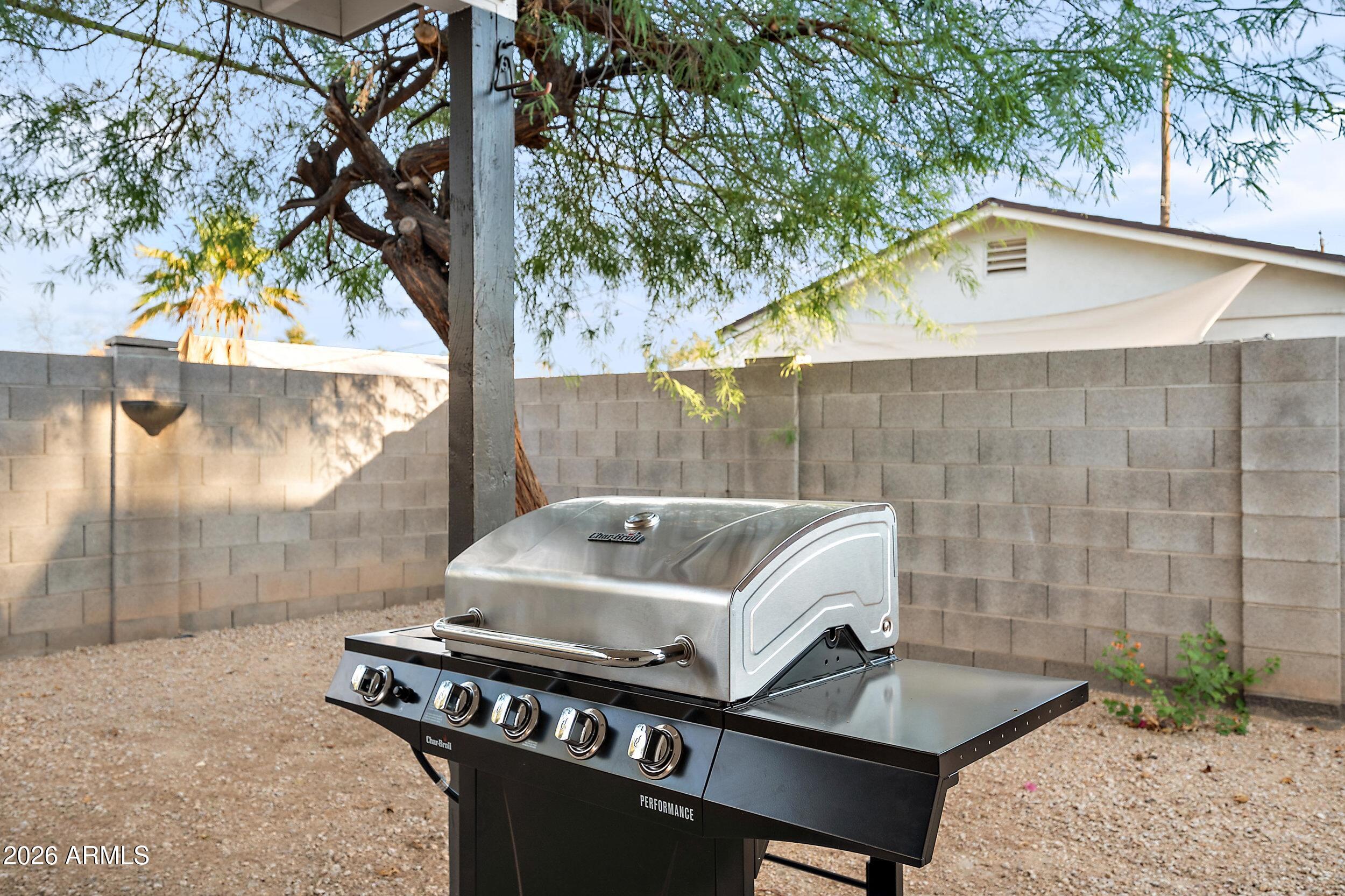 3911 North 13th Way Phoenix, AZ 85014 - Photo 33 of 34 33_lr-32