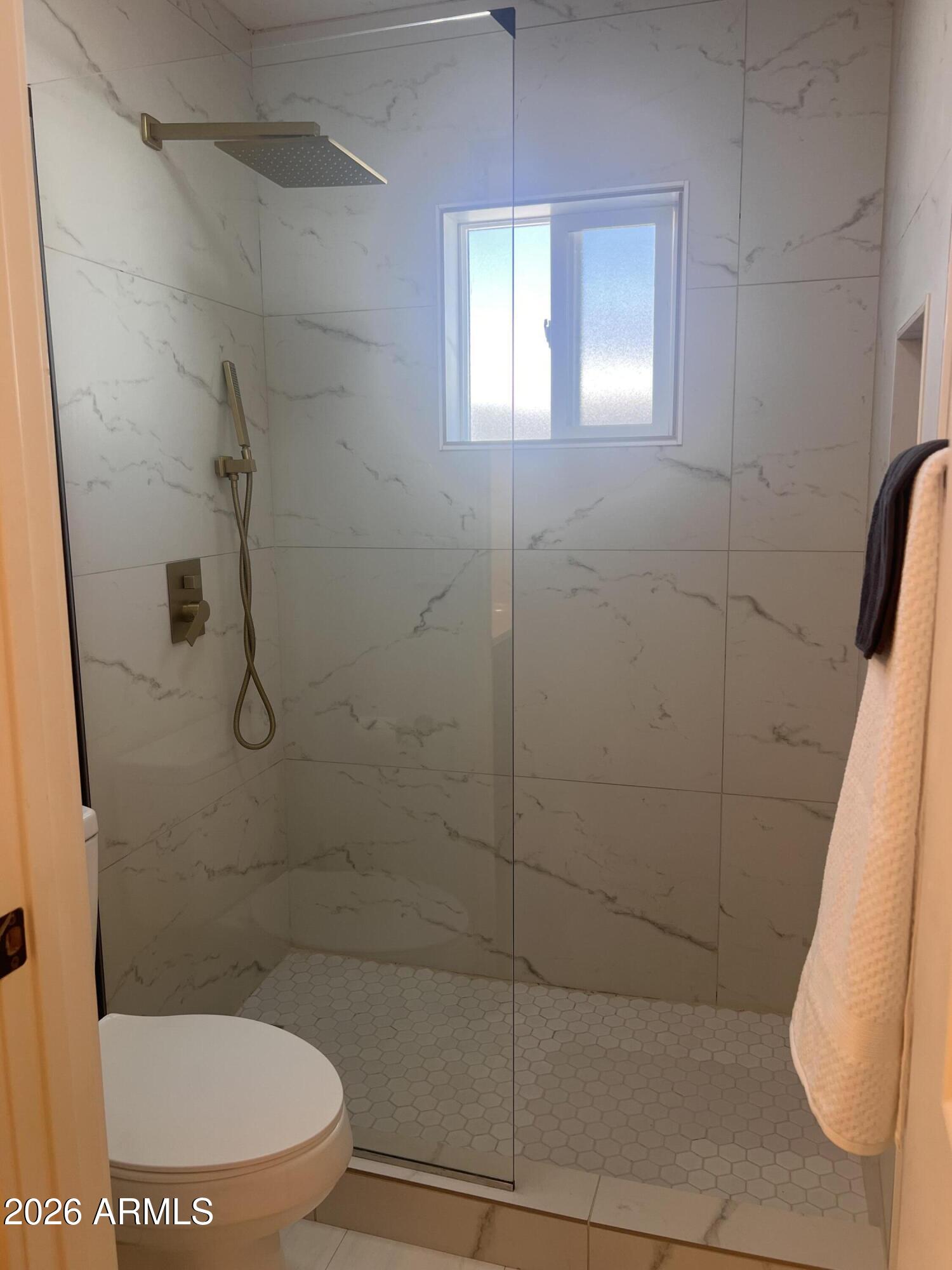 3911 North 13th Way Phoenix, AZ 85014 - Photo 10 of 34 IMG_3458