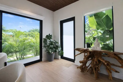 $1,290,000 | 500 Northwest 43rd Street, Miami, FL 33127