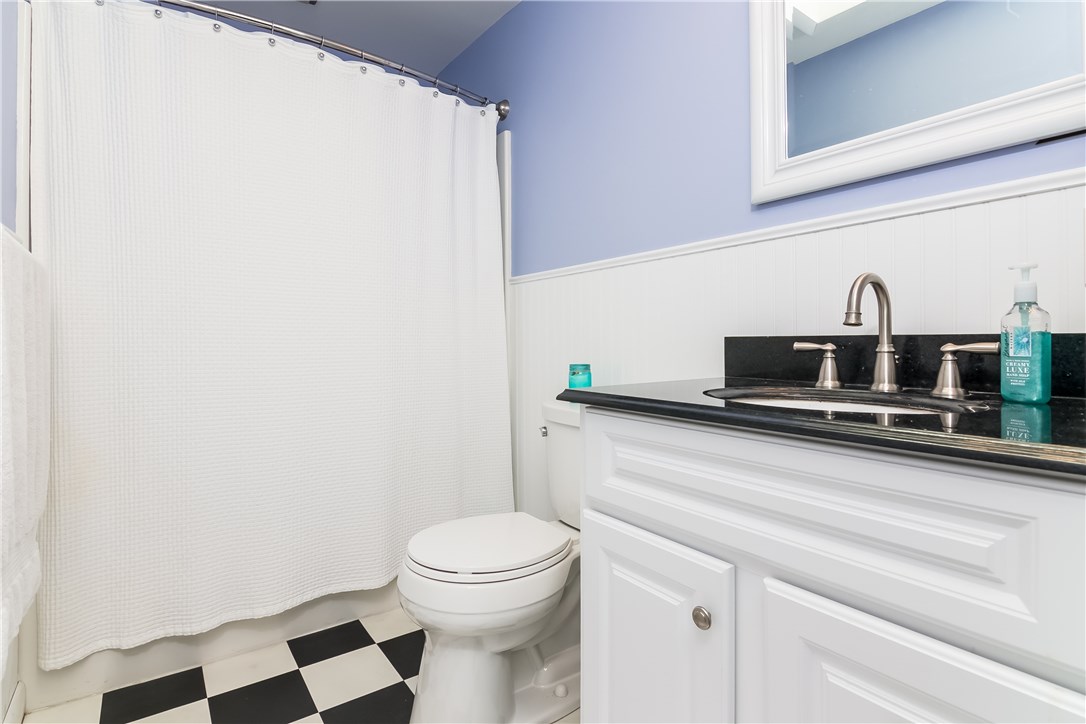 33 Sylvan Road Narragansett, RI 02882 - Photo 14 of 40