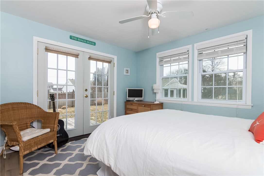 33 Sylvan Road Narragansett, RI 02882 - Photo 18 of 40