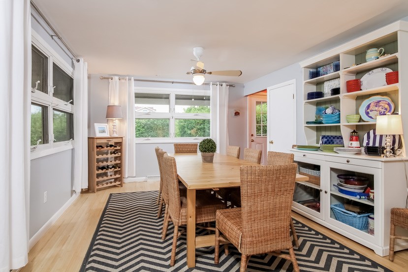33 Sylvan Road Narragansett, RI 02882 - Photo 10 of 40