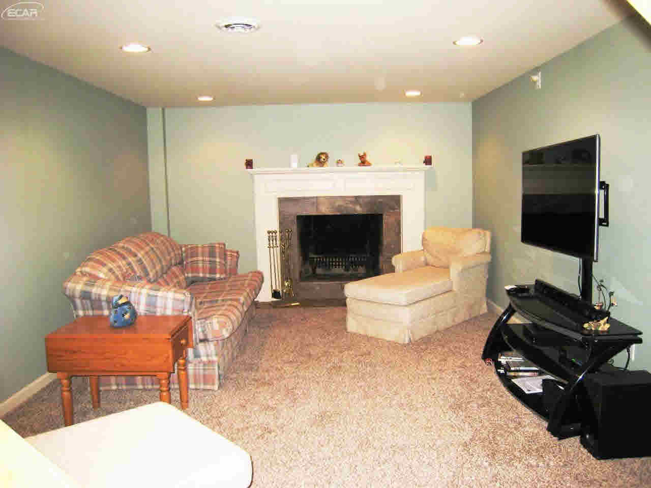 3204 Luce Road Flushing, MI 48433 - Photo 52 of 65 21270640-51.JPG