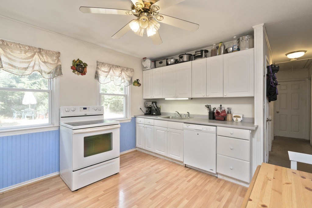 22 Wellesley Road Stoughton, MA 02072 - Photo 8 of 12 Gallery Image 8