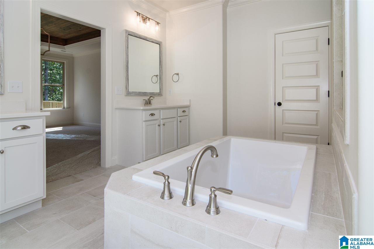 201 Ambergate Circle Pelham, AL 35124 - Photo 20 of 49
