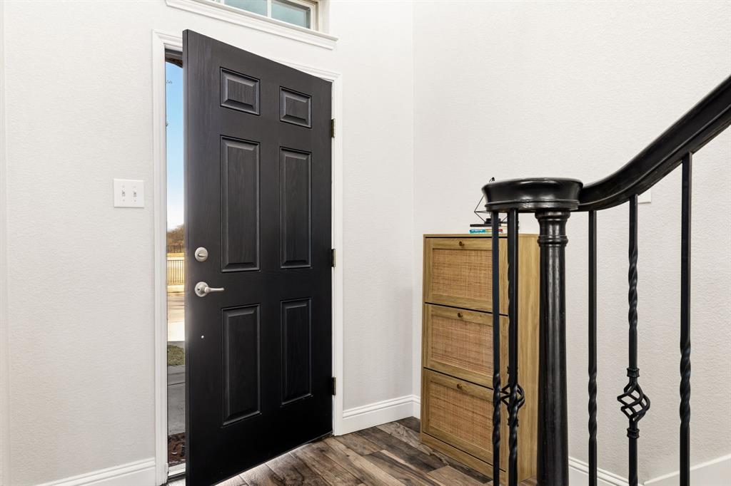 5000 Seashore Lane Frisco, TX 75036 - Photo 3 of 40