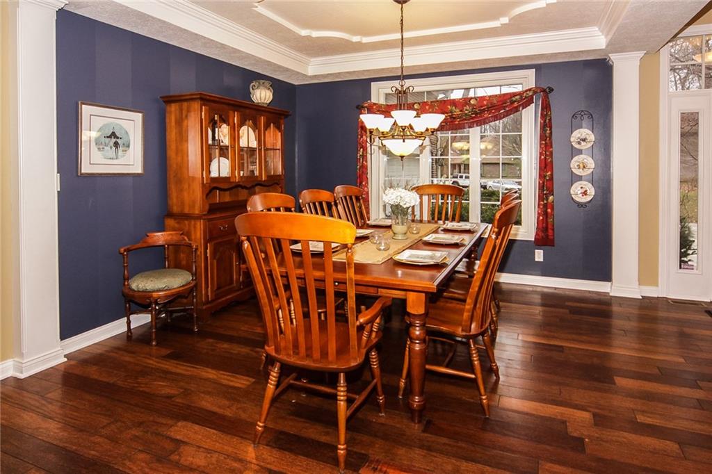 295 Sycamore Ridge Court Avon, IN 46123 - Photo 4 of 36 Gallery Image 4