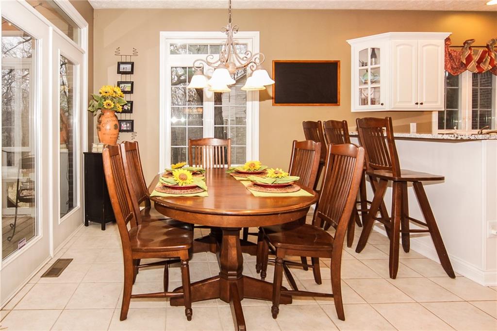 295 Sycamore Ridge Court Avon, IN 46123 - Photo 7 of 36 Gallery Image 7