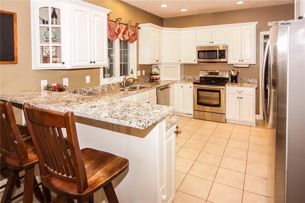 295 Sycamore Ridge Court Avon, IN 46123 - Photo 8 of 36 Gallery Image 8