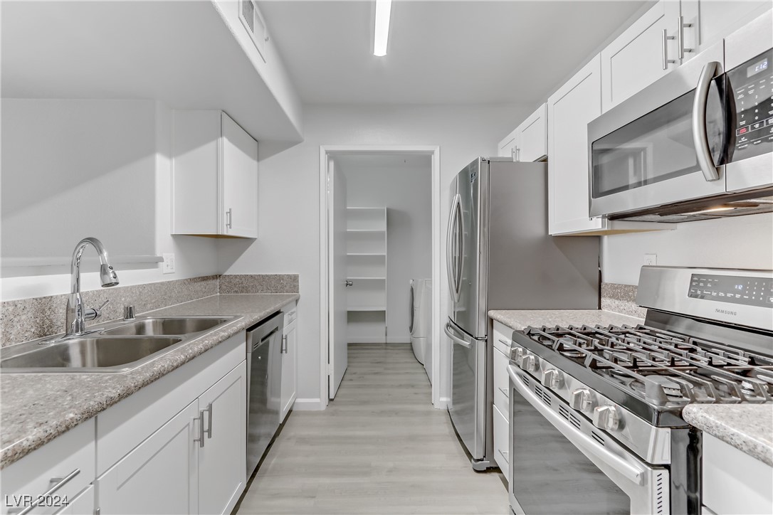 7885 West Flamingo Road, Unit 2117 Las Vegas, NV 89147 - Photo 5 of 19 Gallery Image 5