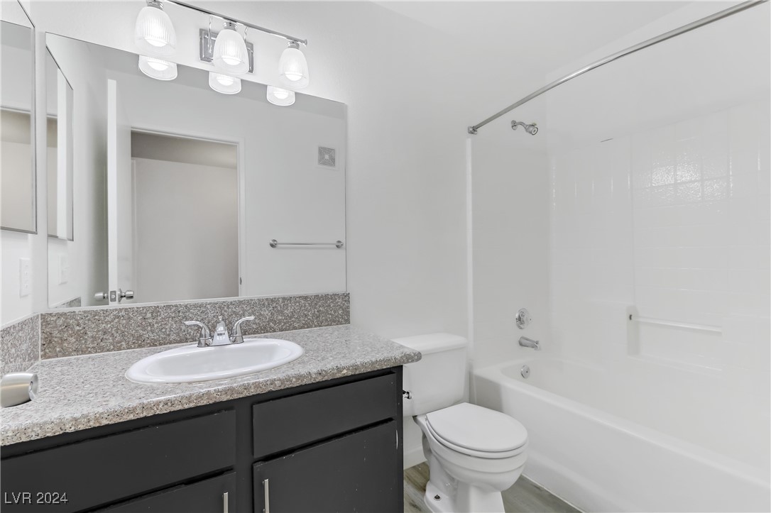 7885 West Flamingo Road, Unit 2117 Las Vegas, NV 89147 - Photo 8 of 19 Gallery Image 8