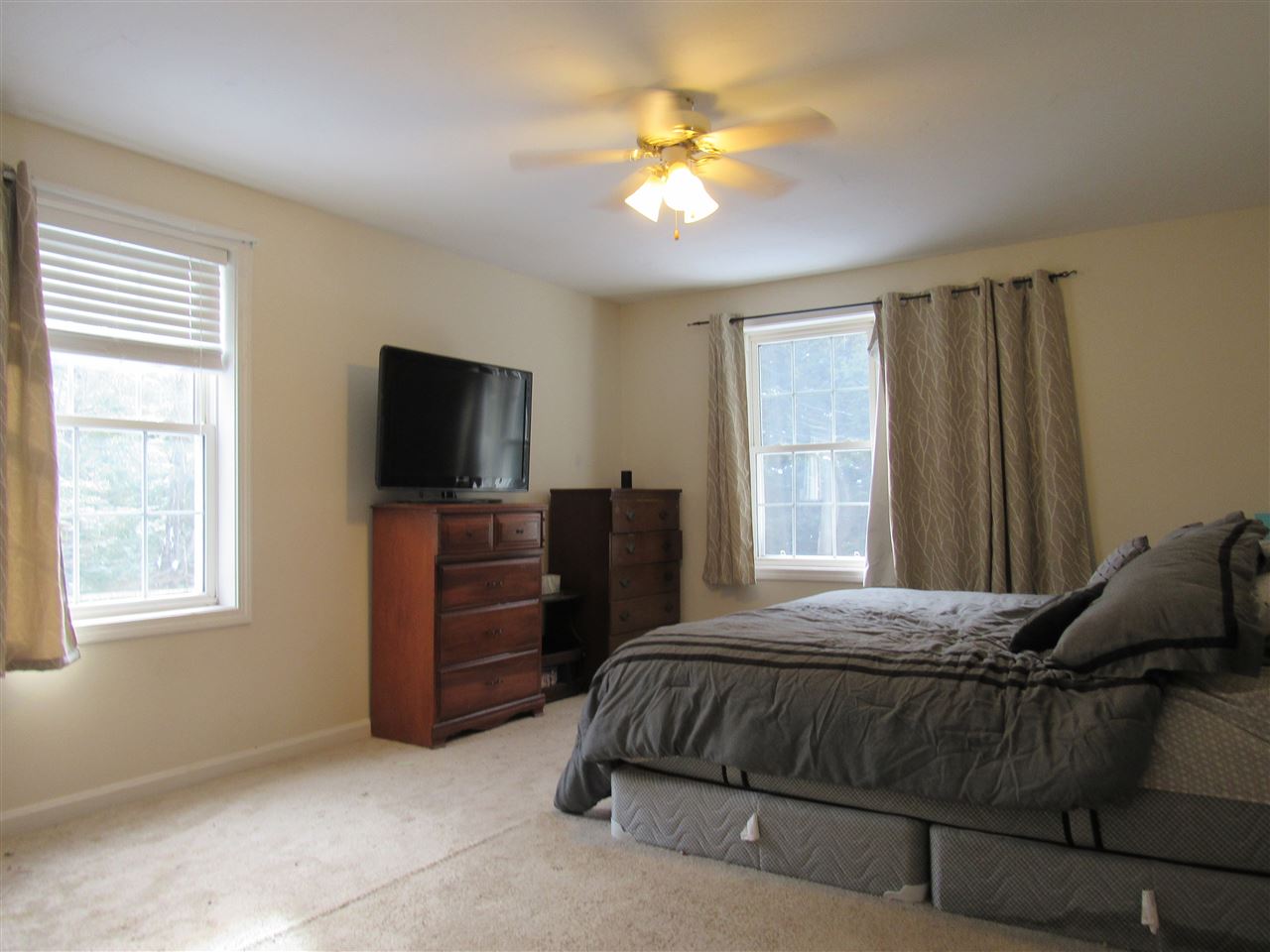 204 Swamp Road Epsom, NH 03234 - Photo 10 of 16