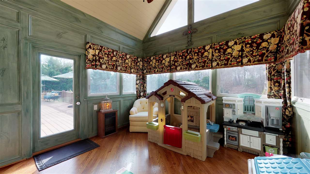 13609 Possum Track Road Raleigh, NC 27614 - Photo 15 of 30 Sunroom off brkst overlooking pool/private backyard