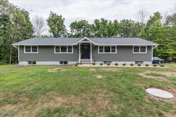 $2,050 | 463 Little York Mt Pleasant Road, Unit 1, Milford, NJ 08848