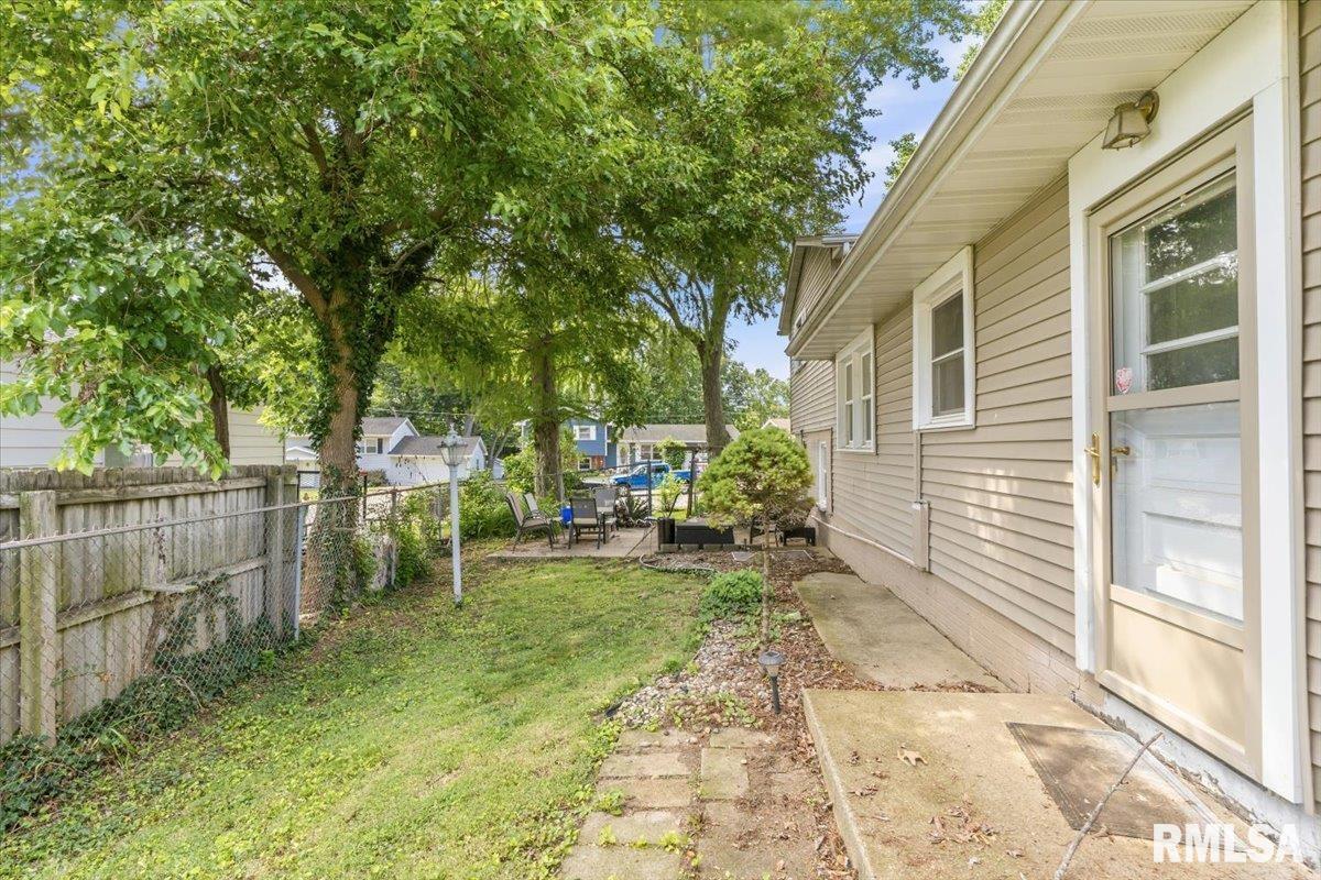 2 Lariat Drive Springfield, IL 62702 - Photo 27 of 34