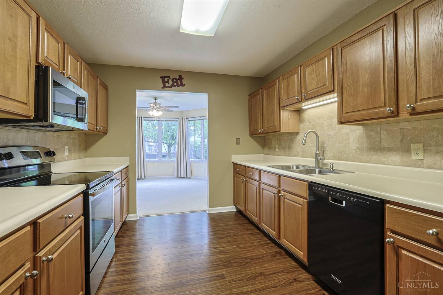 206 Edinburgh Lane Springdale, OH 45246 - Photo 13 of 25