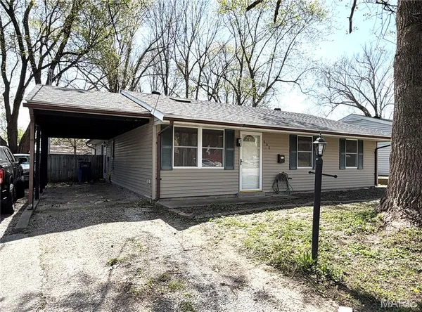 $139,000 | 608 East Adams Street, Belleville, IL 62220