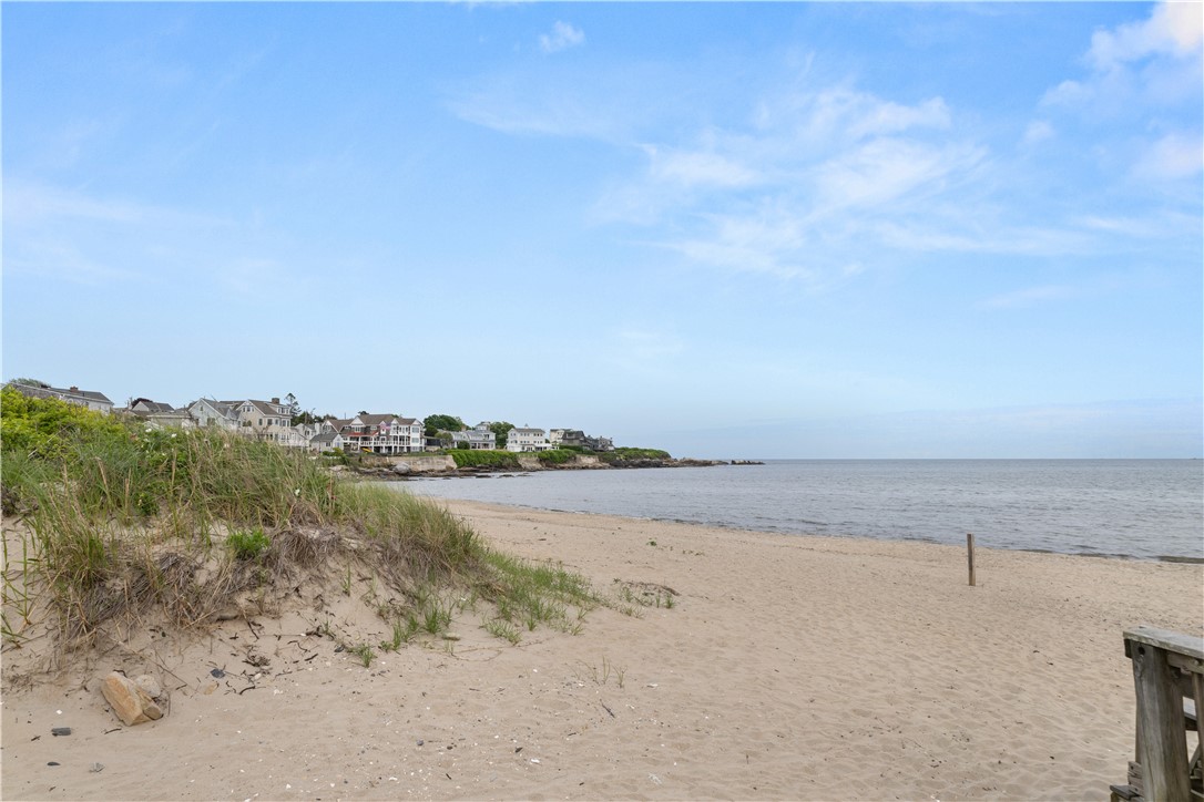 24 Dunes Road Narragansett, RI 02882 - Photo 3 of 48