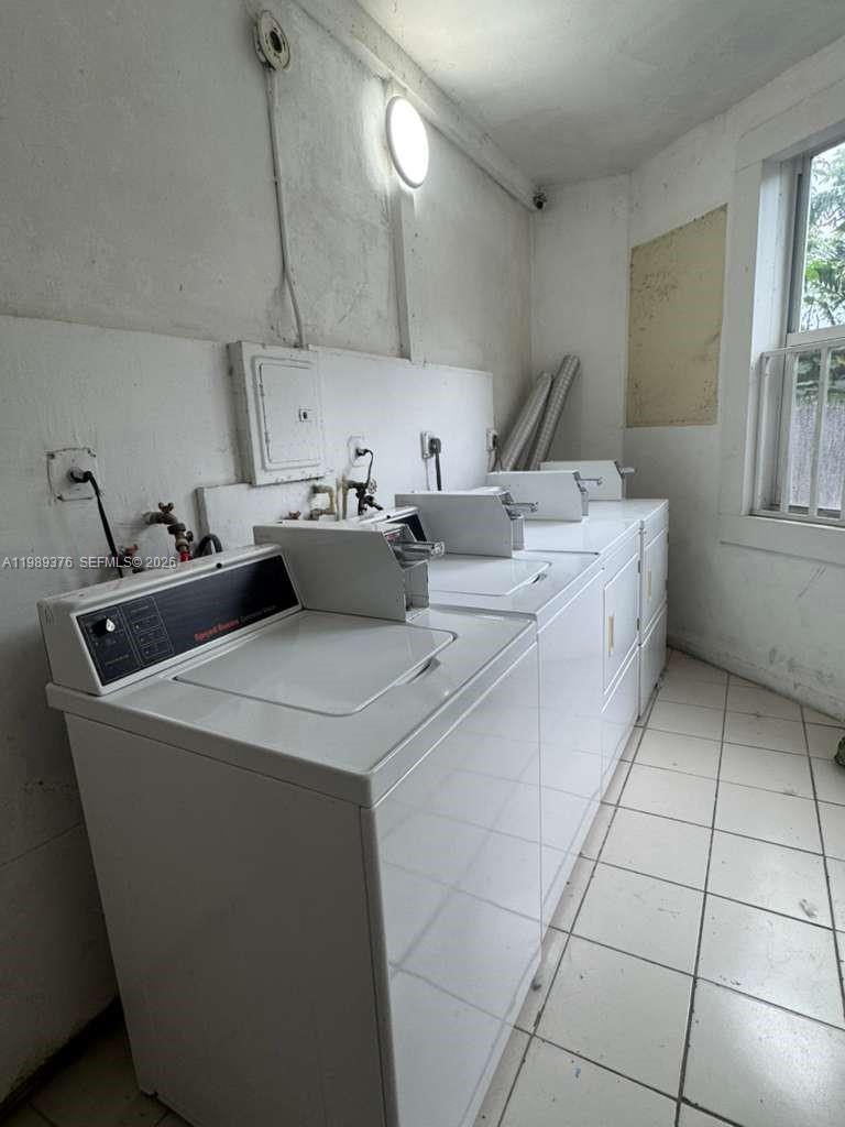 2425 Southwest 6th Street, Unit 10 Miami, FL 33135 - Photo 9 of 10