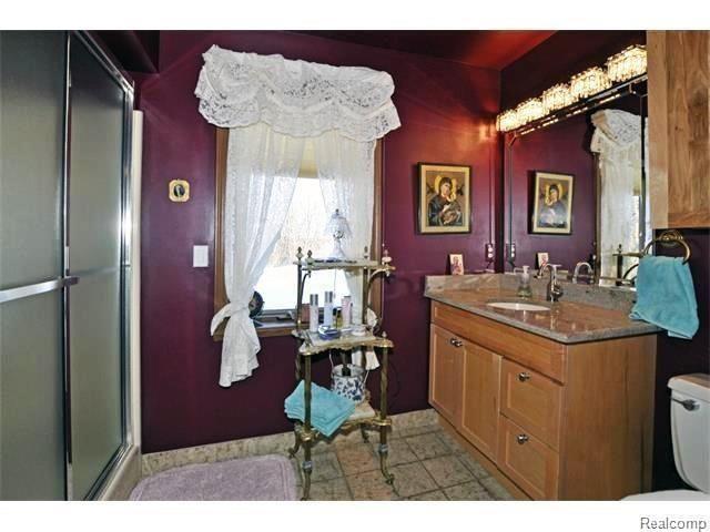 4938 Barber Road Metamora, MI 48455 - Photo 24 of 26 Bathroom.jpg