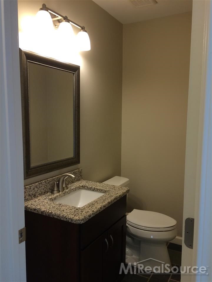 1269 Candlestick Lane, Unit 108 Rochester, MI 48306 - Photo 17 of 19