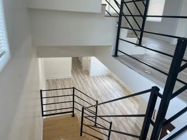 $4,190 | 201 East 37th Street, Houston, TX 77018