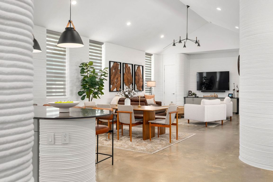 221 Lone Ranger Trail Georgetown, TX 78628 - Photo 5 of 35