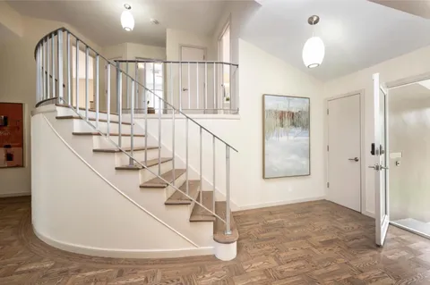 $2,975,000 | 21 De Sabla Road, San Mateo, CA 94402