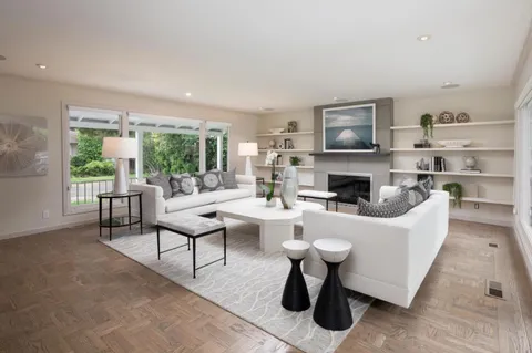 $2,975,000 | 21 De Sabla Road, San Mateo, CA 94402