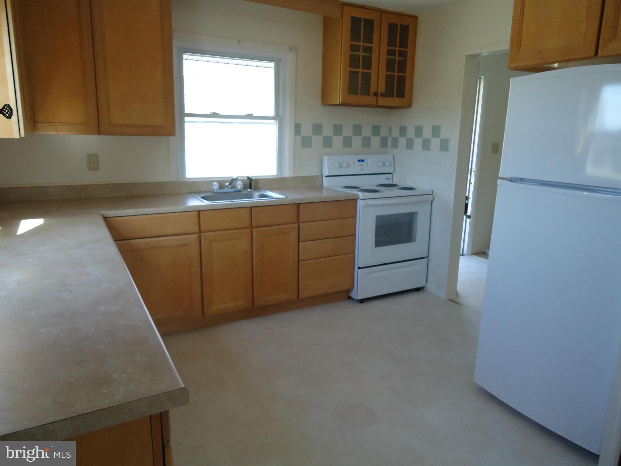 31440 Point Lookout Road Mechanicsville, MD 20659 - Photo 3 of 25 Kitchen