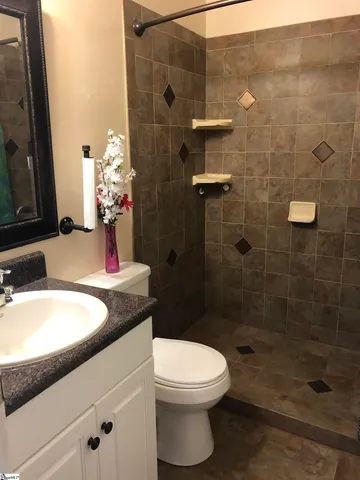 $1,550 | 520 Lois Way, Boiling Springs, SC 29316