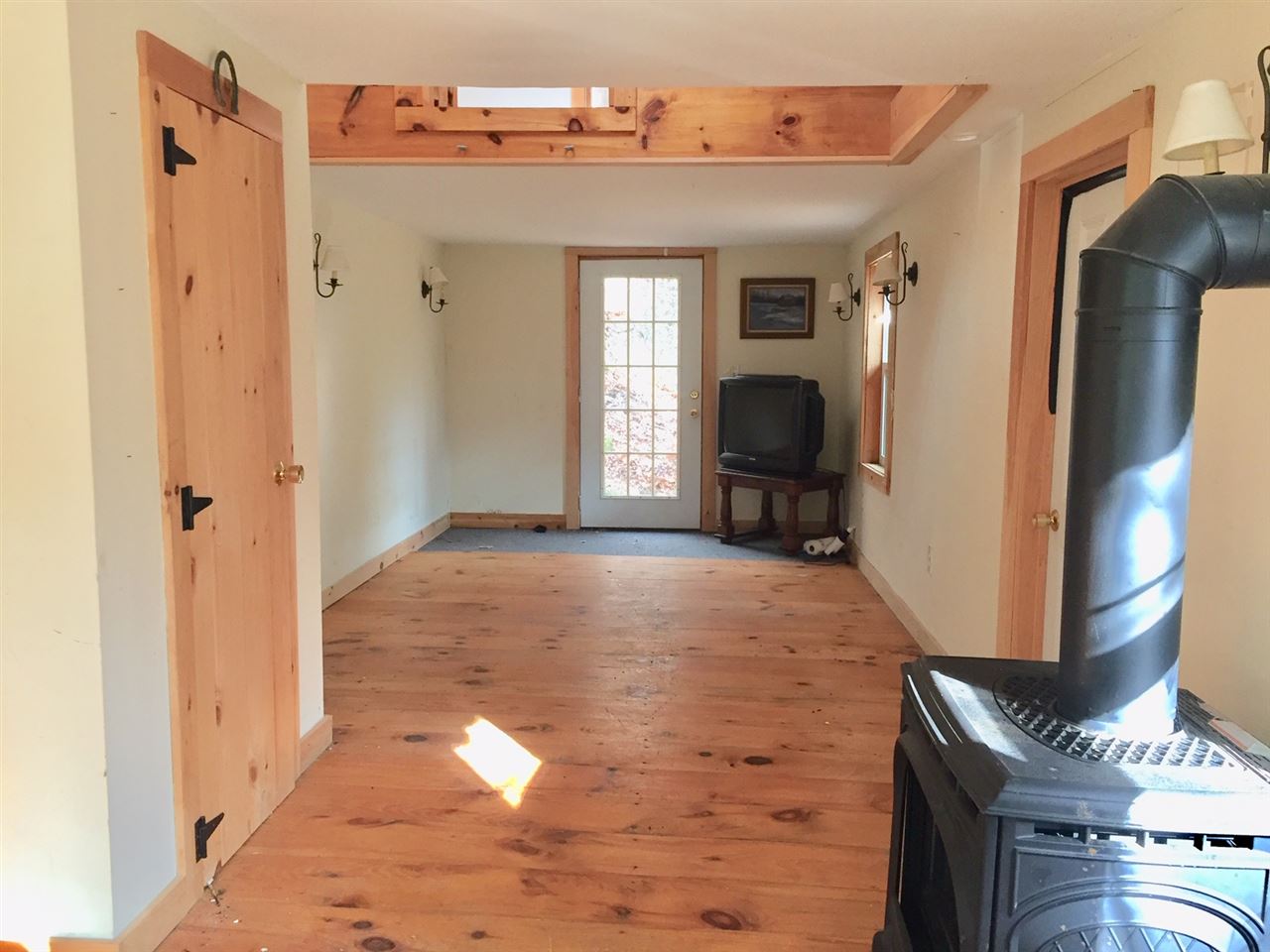 486 County Road Bradford, NH 03221 - Photo 15 of 25