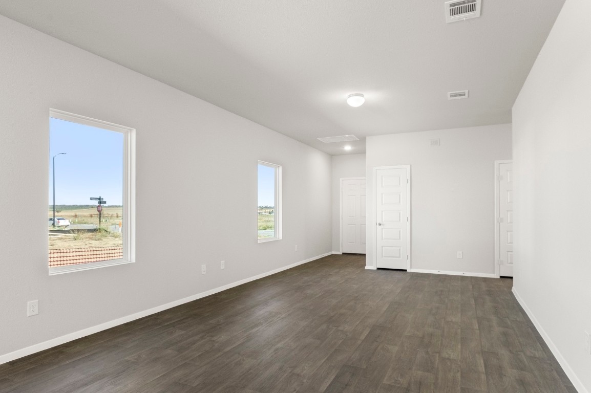 112 Bountiful Lane Elgin, TX 78621 - Photo 13 of 34