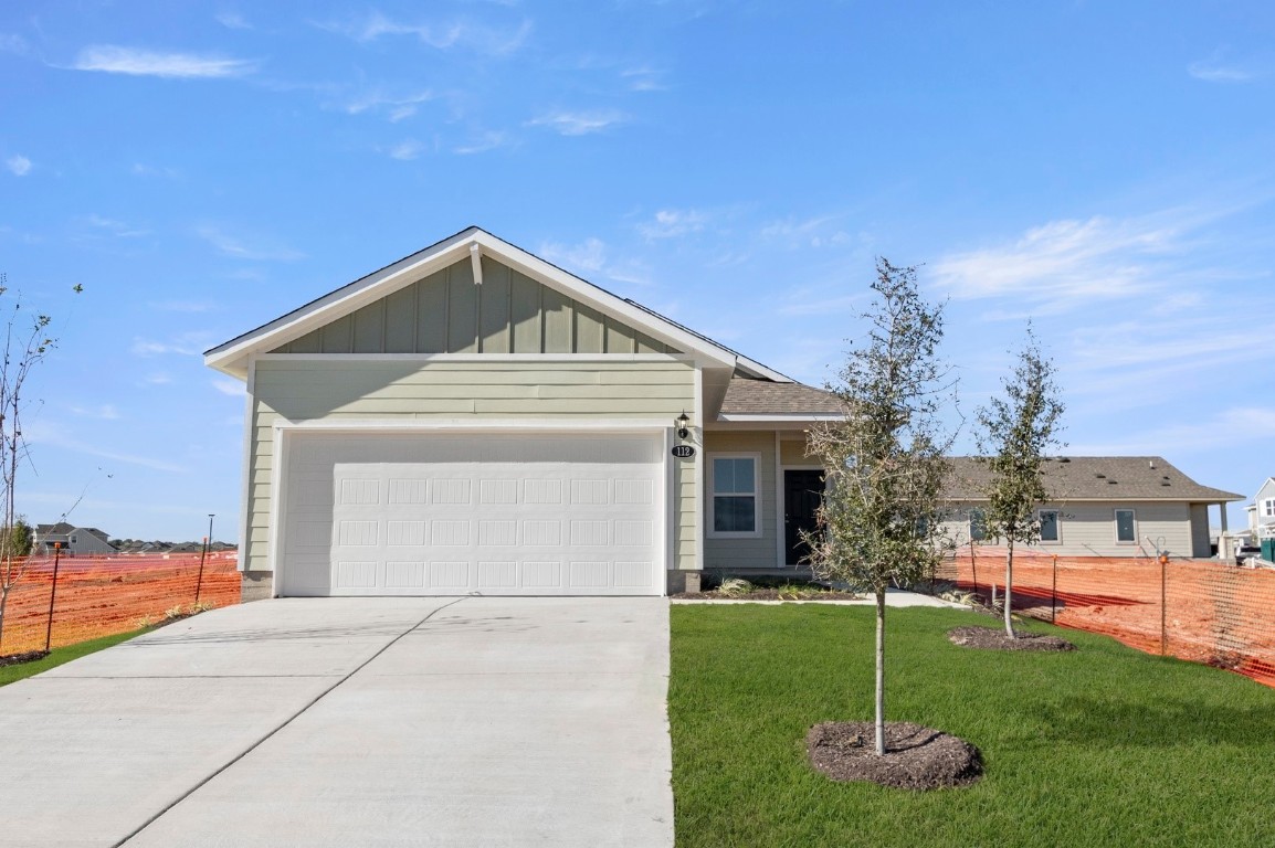 112 Bountiful Lane Elgin, TX 78621 - Photo 6 of 34