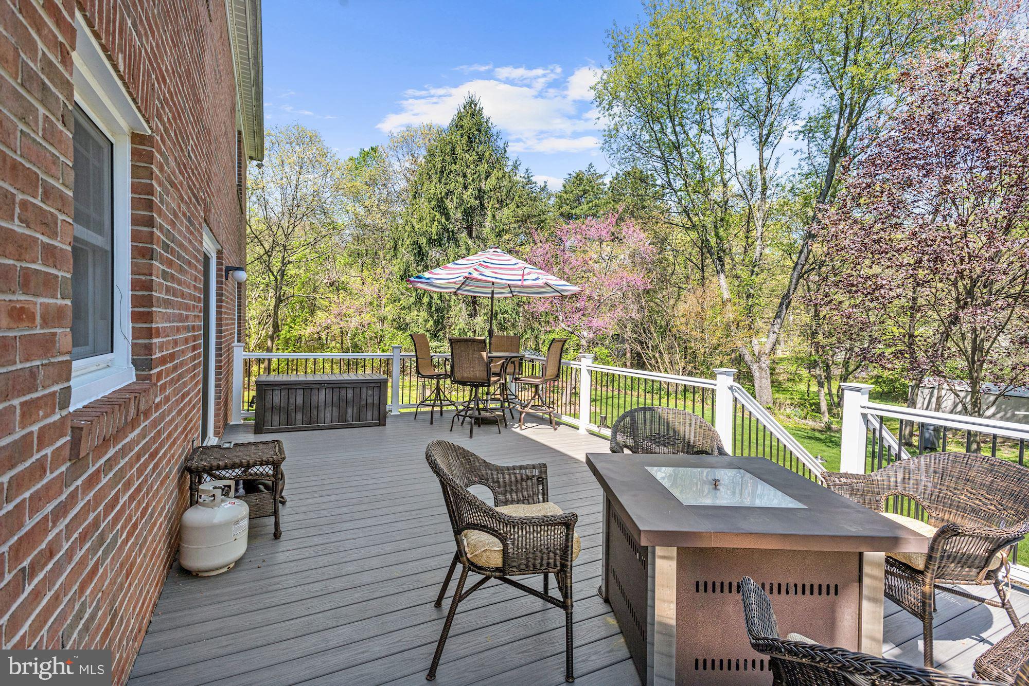 690 Mesquite Road Severn, MD 21144 - Photo 41 of 52 Deck