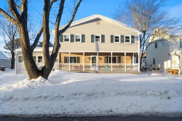 $925,000 | 10 Lower Beach Road, Saco, ME 04072