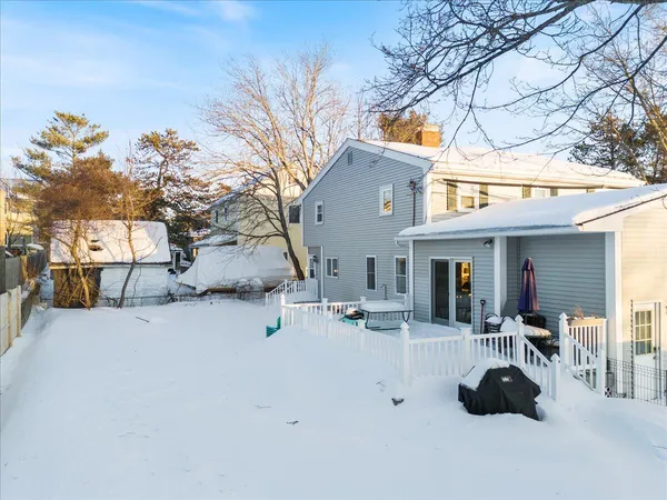 $925,000 | 10 Lower Beach Road, Saco, ME 04072
