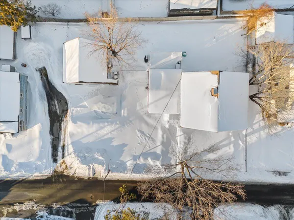 $925,000 | 10 Lower Beach Road, Saco, ME 04072