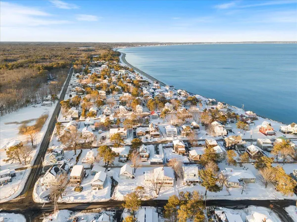 $925,000 | 10 Lower Beach Road, Saco, ME 04072