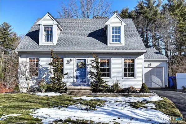 $3,200 | 18 Rockwell Court, Unit 18, South Windsor, CT 06074