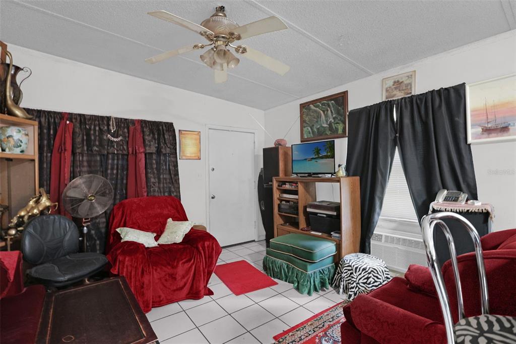 809 22nd Street Orlando, FL 32805 - Photo 9 of 21
