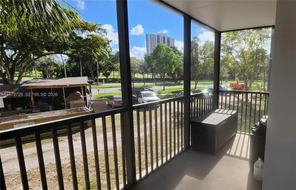 $2,300 | 3301 North Country Club Drive, Unit 211, Aventura, FL 33180