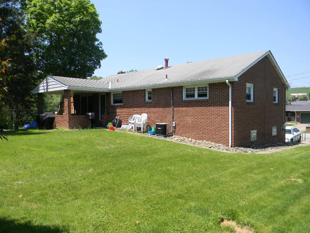 124 Walnut Street Apollo, PA 15613 - Photo 15 of 16 Rear and Sideview of house