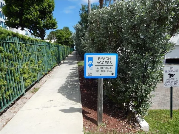 $3,650 | 1541 South Ocean Boulevard, Unit 317, Lauderdale-by-the-Sea, FL 33062