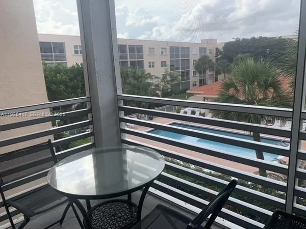 $3,650 | 1541 South Ocean Boulevard, Unit 317, Lauderdale-by-the-Sea, FL 33062