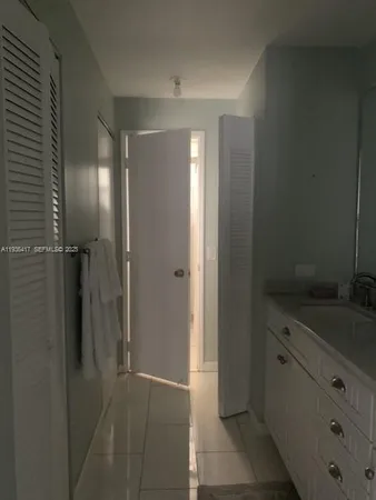 $3,650 | 1541 South Ocean Boulevard, Unit 317, Lauderdale-by-the-Sea, FL 33062